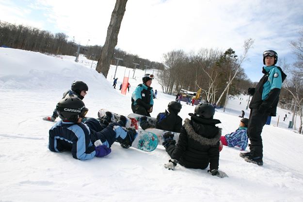 Picture of Sculpted Learning Group Lesson - Lift & Lesson - Snowboard - Ages 4&5