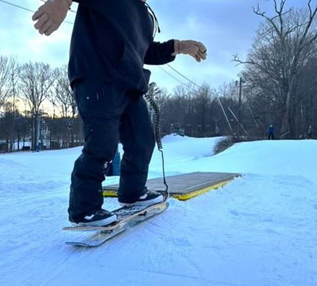 Picture of Snowskate - Lift, Lesson,& Rental